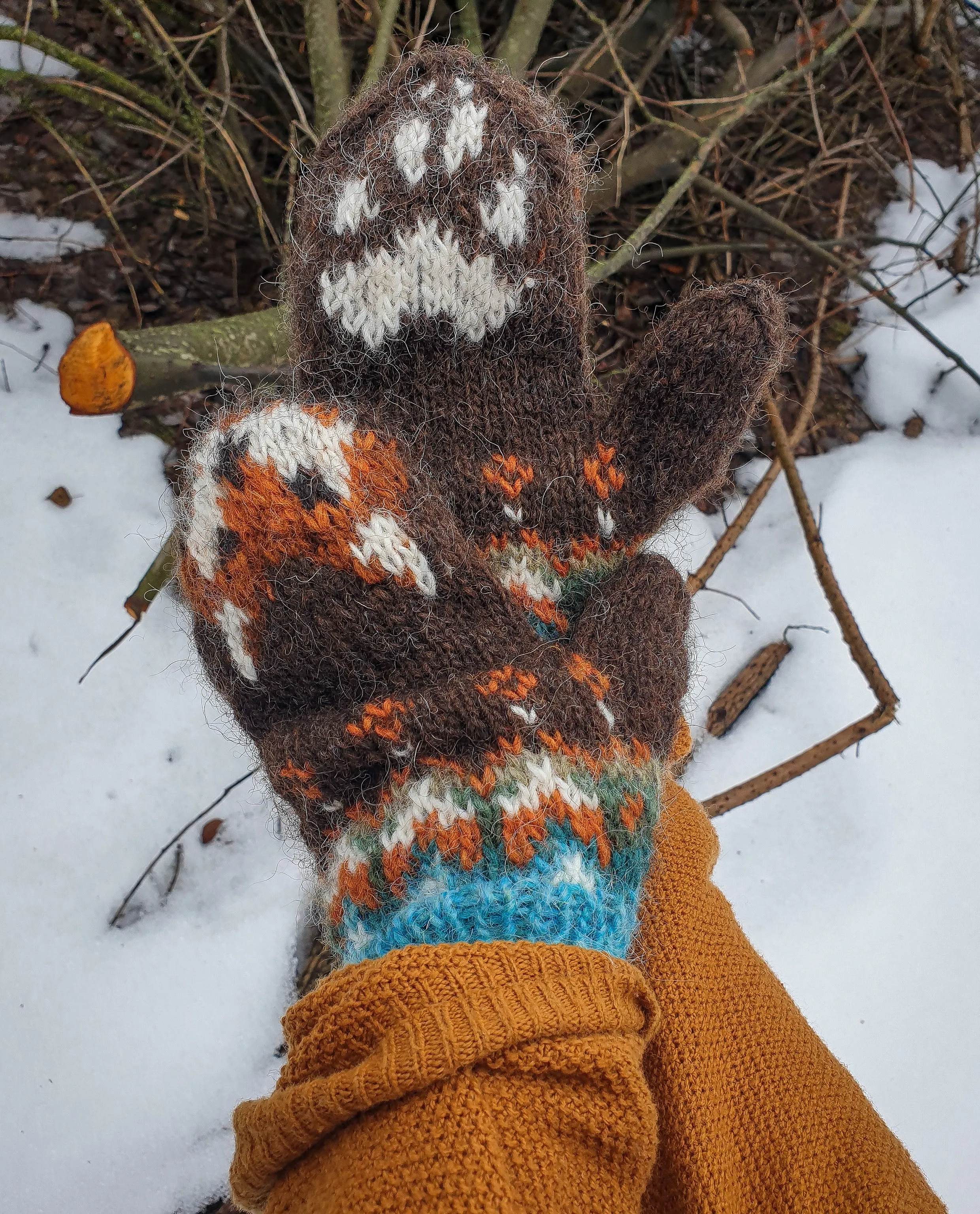 Optimized Title: ForestFox Premium Insulated Mittens