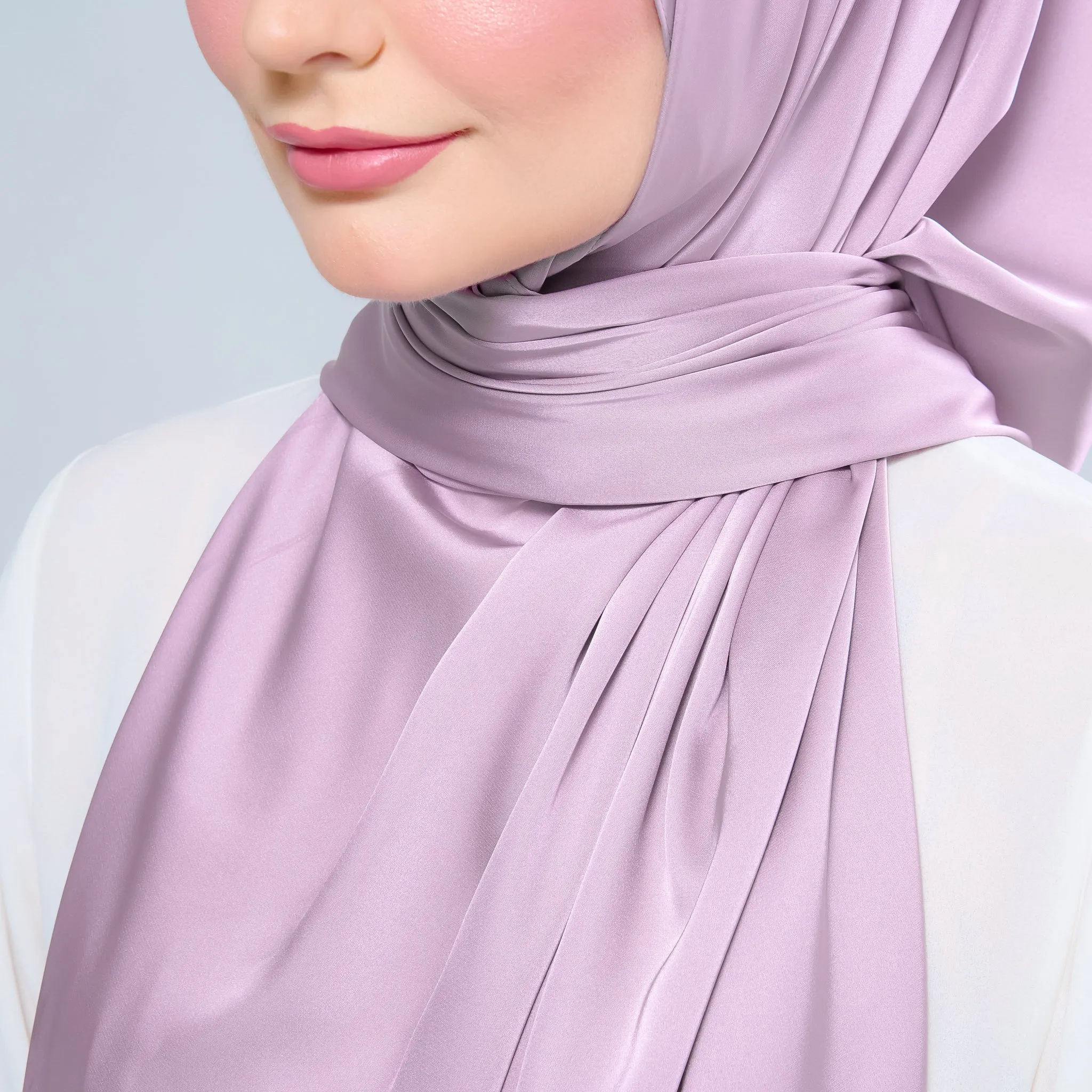 Instant Tag n' Go Shawl  | Satin Silk in Light Orchid