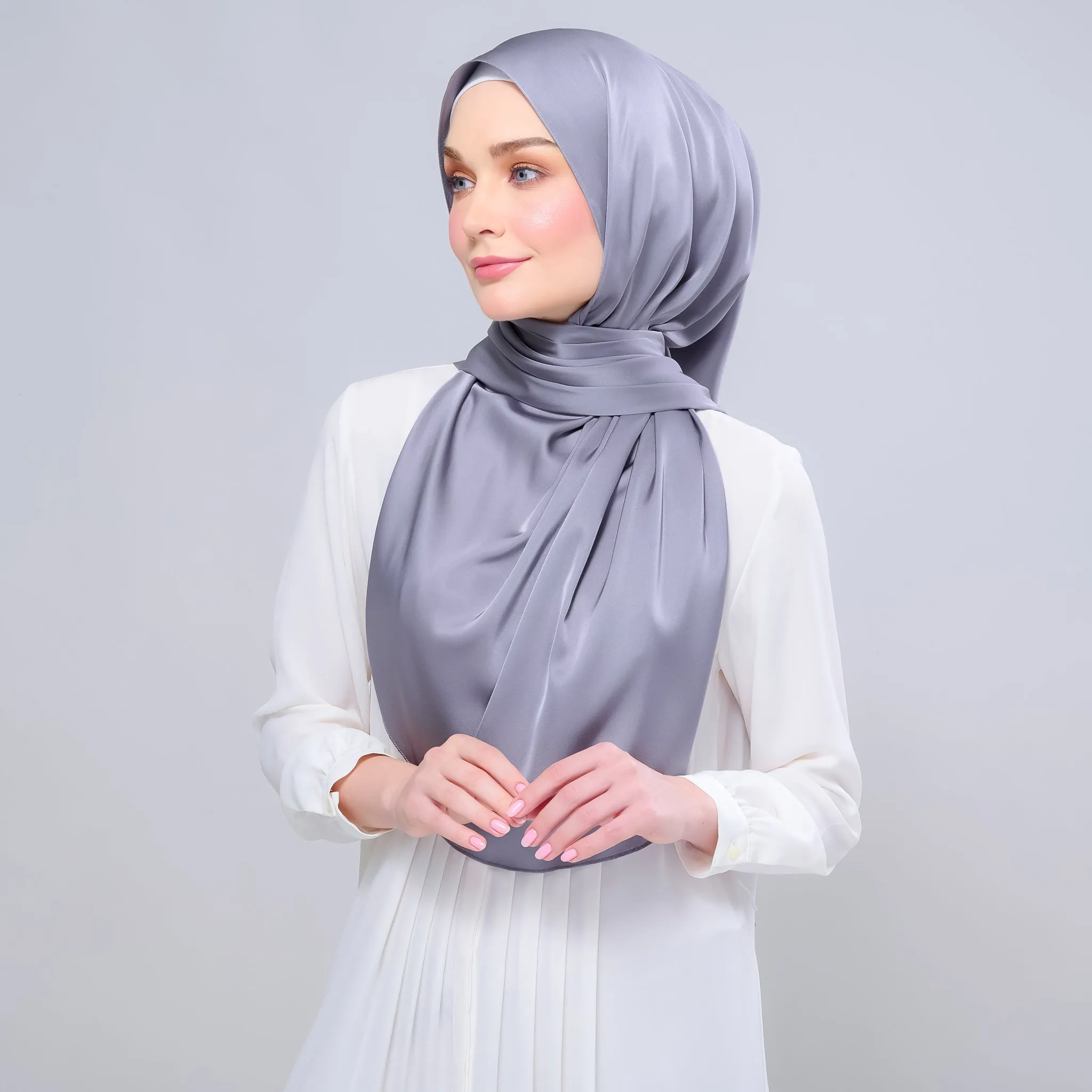 Instant Tag n' Go Shawl  | Satin Silk in Titanium Grey