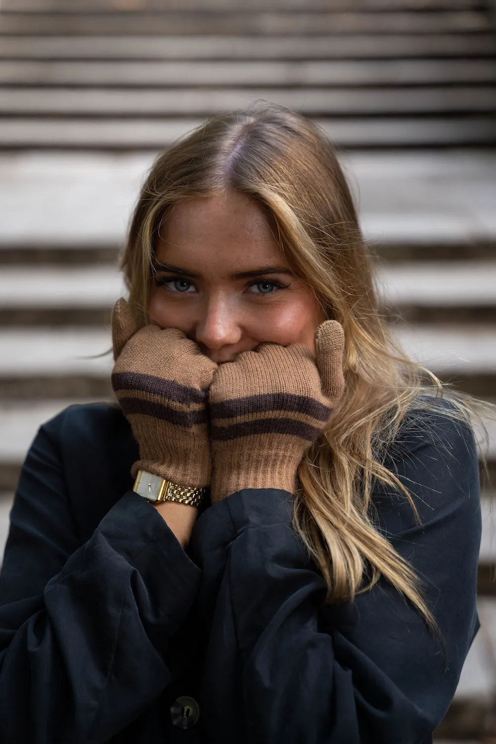 Knitted Stripe Gloves in Brown