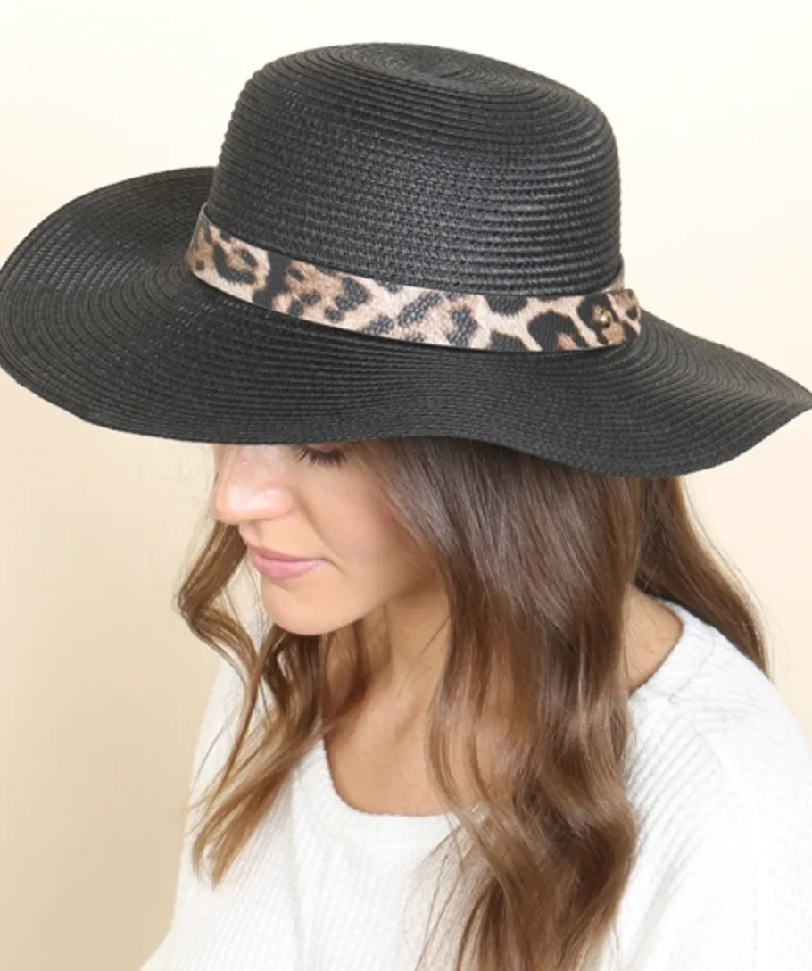 PANAMA BRIM HAT WITH LEOPARD STRAP ACCENT