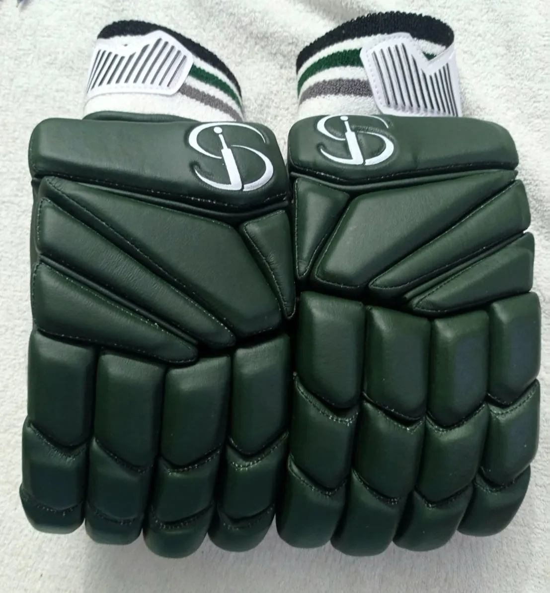 Sj Pro Coloured Batting Gloves